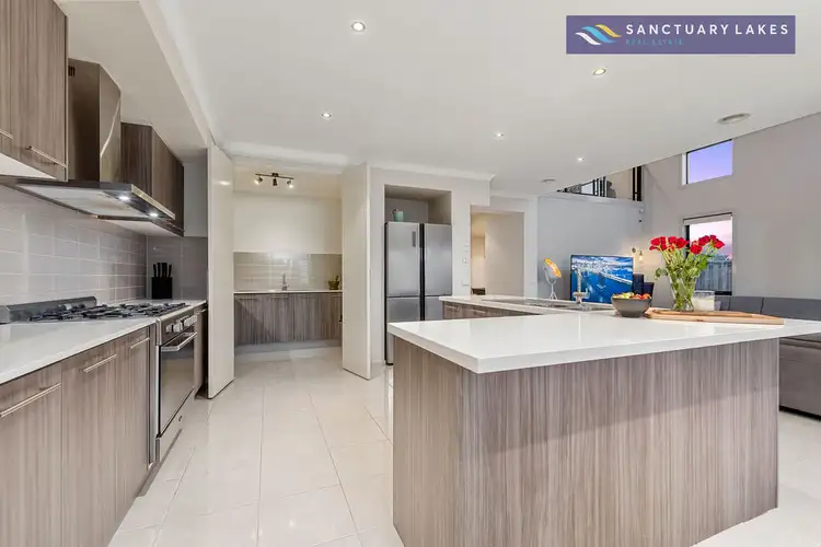 Fourth view of Homely house listing, 30 Spraypoint Drive, Sanctuary Lakes VIC 3030