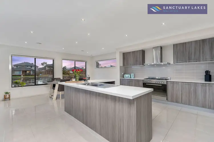 Fifth view of Homely house listing, 30 Spraypoint Drive, Sanctuary Lakes VIC 3030