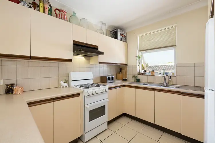 Third view of Homely apartment listing, 6/102 Brighton Road, Ripponlea VIC 3185