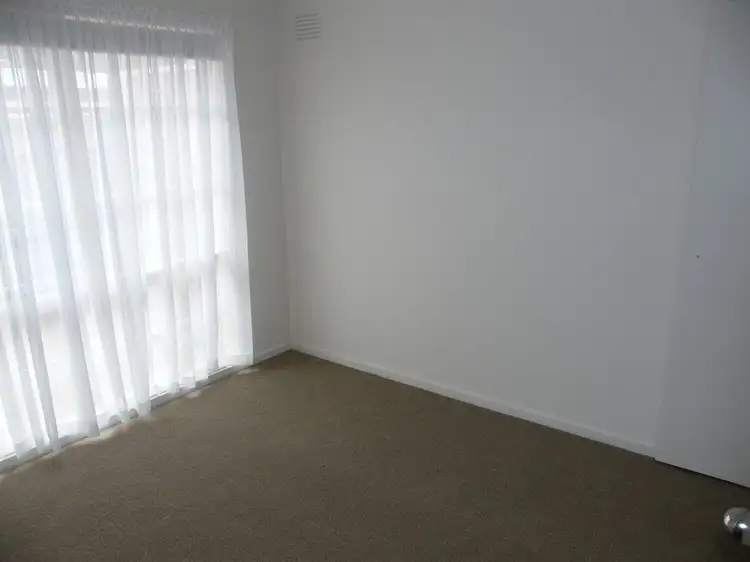 Fifth view of Homely unit listing, 16 Chirnside Road, Berwick VIC 3806
