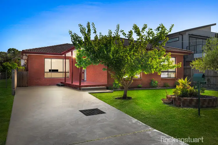 31 Davies Street, Safety Beach VIC 3936