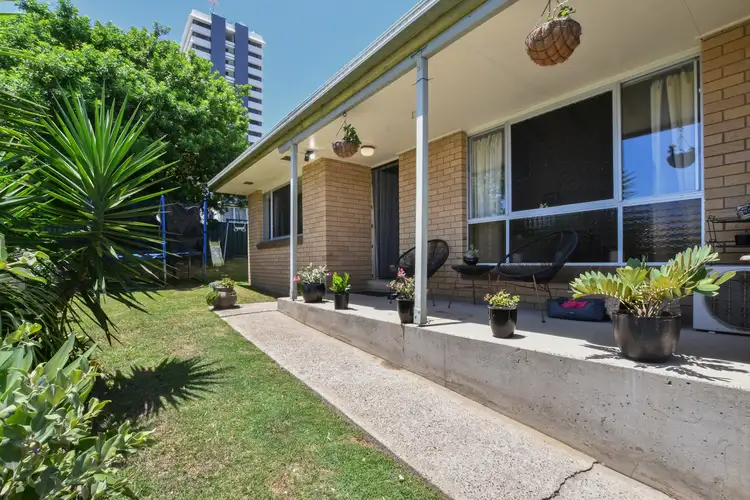 2/3 Beausang Street, Caloundra QLD 4551