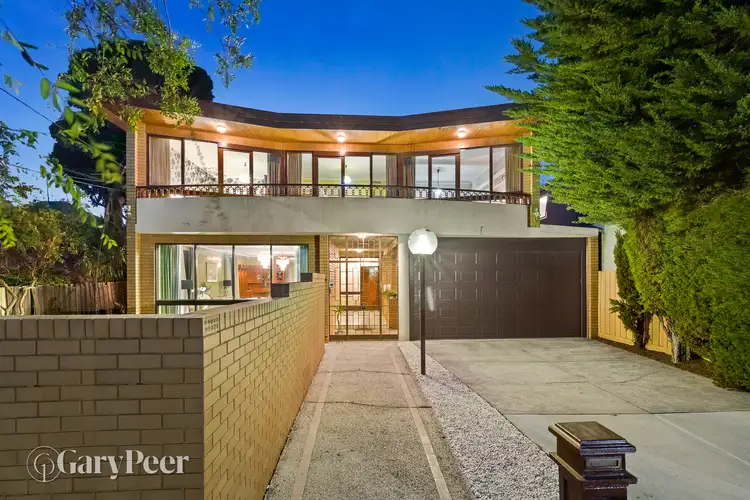 30 Loch Avenue, St Kilda East VIC 3183
