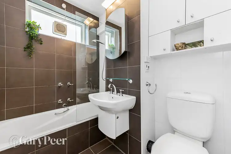 Sixth view of Homely apartment listing, 2/6 Williams Road, Prahran VIC 3181