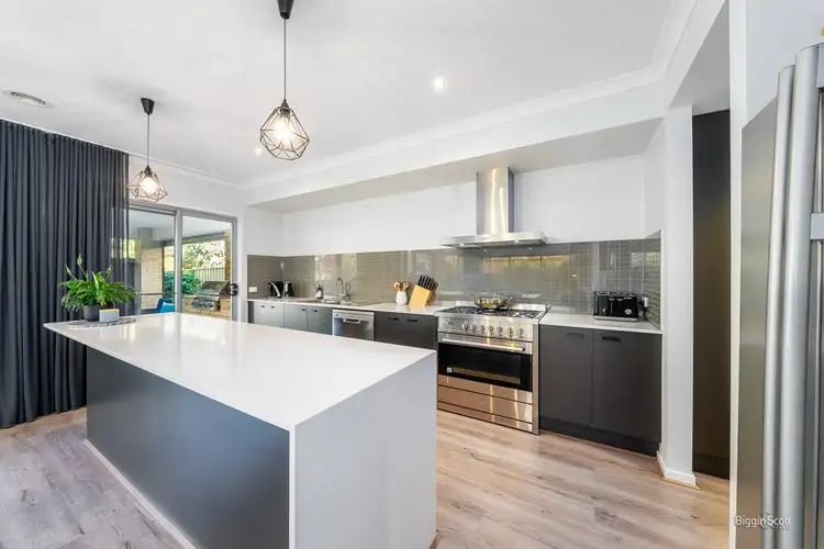 Fifth view of Homely house listing, 25 Warrego Circuit, Sandhurst VIC 3977