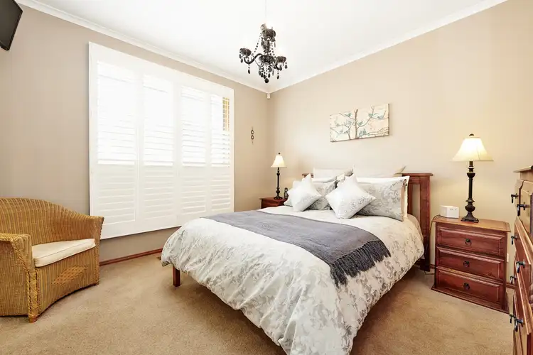 Third view of Homely house listing, 6 Woodview Place, Knoxfield VIC 3180