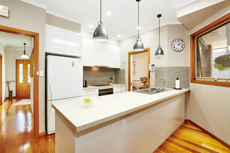 Sixth view of Homely house listing, 6 Woodview Place, Knoxfield VIC 3180