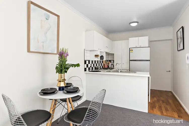 Third view of Homely apartment listing, 2/2 Armadale Street, Armadale VIC 3143