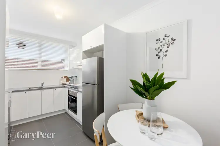 Third view of Homely apartment listing, 3/32 Walsh Street, Ormond VIC 3204