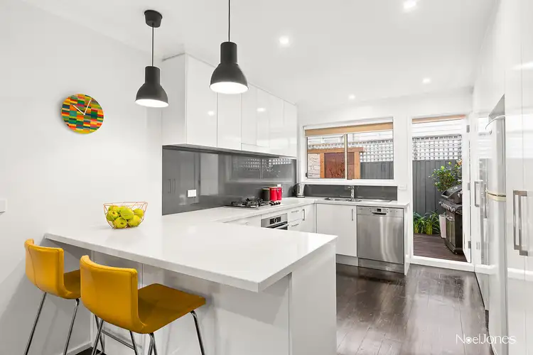 2/45 Durham Road, Surrey Hills VIC 3127