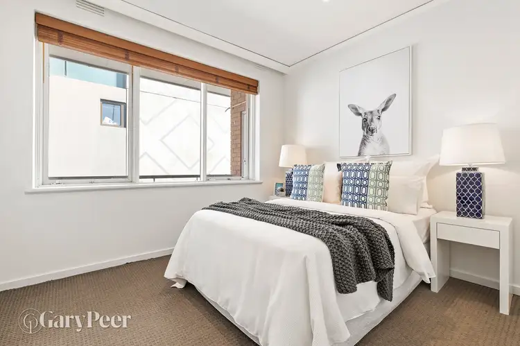 Third view of Homely apartment listing, 8/124 Brighton Road, Ripponlea VIC 3185