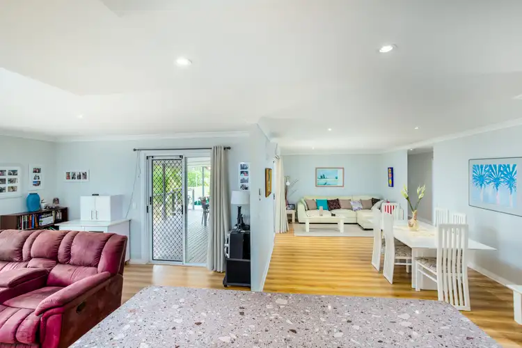 Second view of Homely house listing, 10 Bethongabel Court, Southside QLD 4570