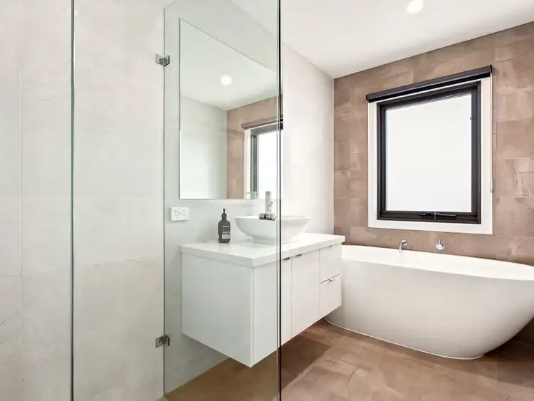 Fifth view of Homely townhouse listing, 2/62 Surrey Road, Blackburn North VIC 3130