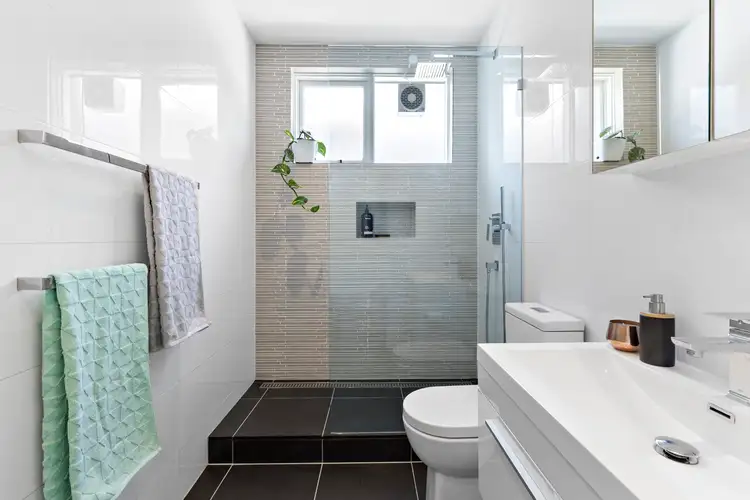 Fourth view of Homely apartment listing, 3/32 Westbury Street, St Kilda East VIC 3183
