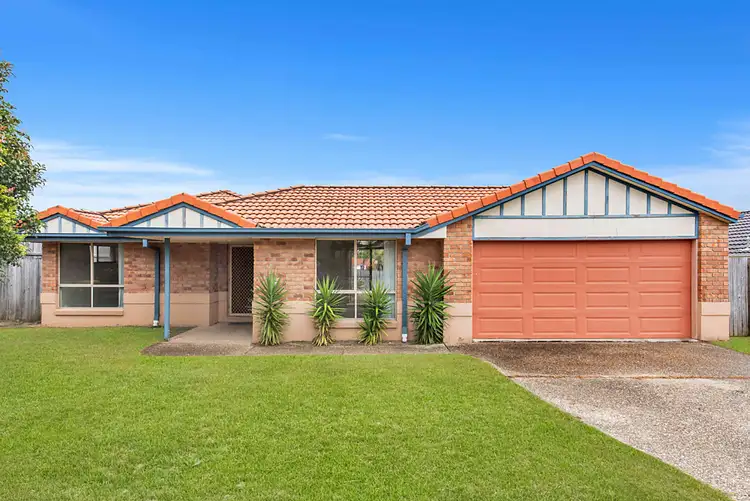 11 Clandon Street, Heritage Park QLD 4118