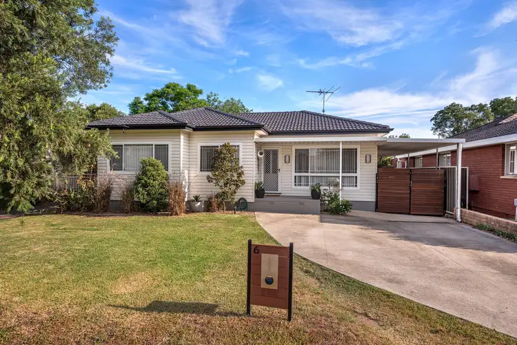 6 Barlow Street, Cambridge Park NSW 2747