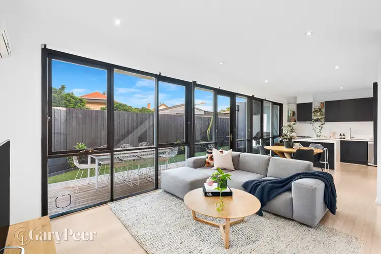 3/2 Gibson Street, Caulfield East VIC 3145