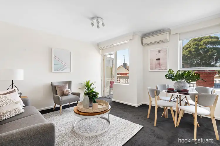 7/14 Deakin Street, St Kilda West VIC 3182