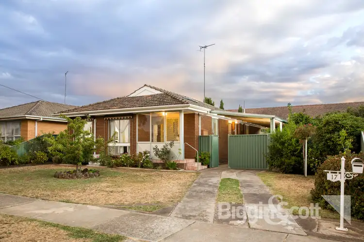 17 Waldemar Street, Wendouree VIC 3355