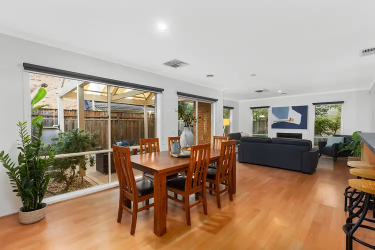 Fifth view of Homely house listing, 10 Staten Way, Sanctuary Lakes VIC 3030