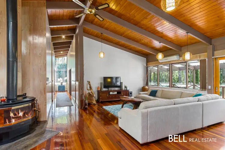21 Alfred Grove, Emerald VIC 3782
