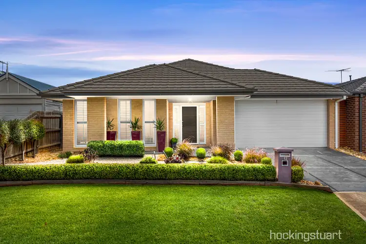 12 Maxwell Street, Point Cook VIC 3030