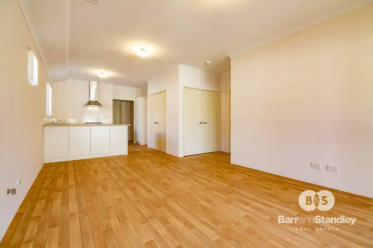 Fifth view of Homely unit listing, 4/76 Blue Wren Drive, Eaton WA 6232