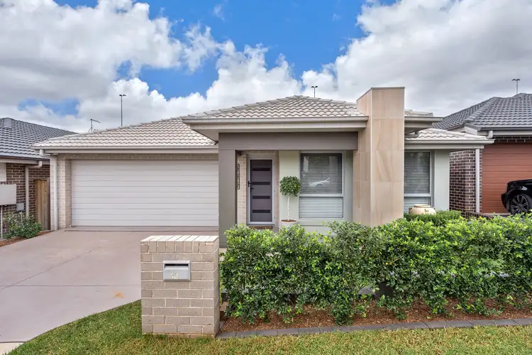12 Hassall Way, Glenmore Park NSW 2745