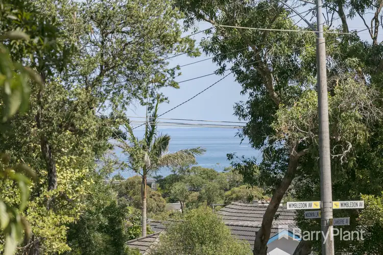 4 Camborne Avenue, Mount Eliza VIC 3930