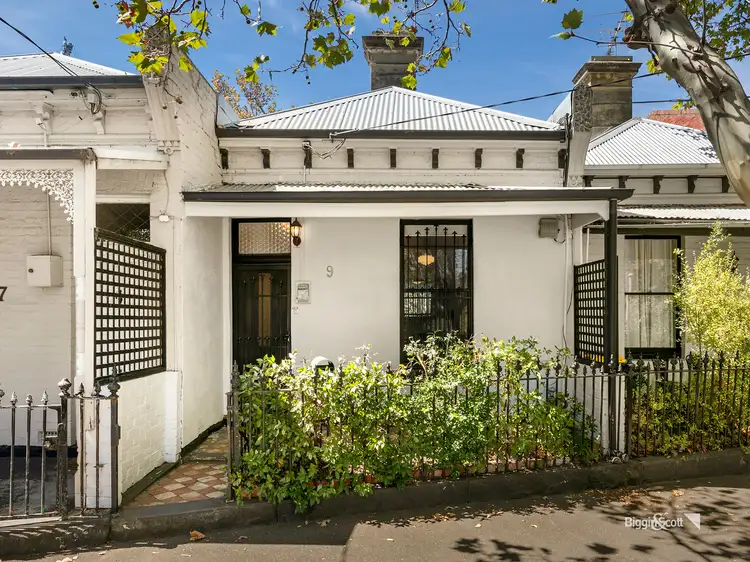 9 Eastwood Street