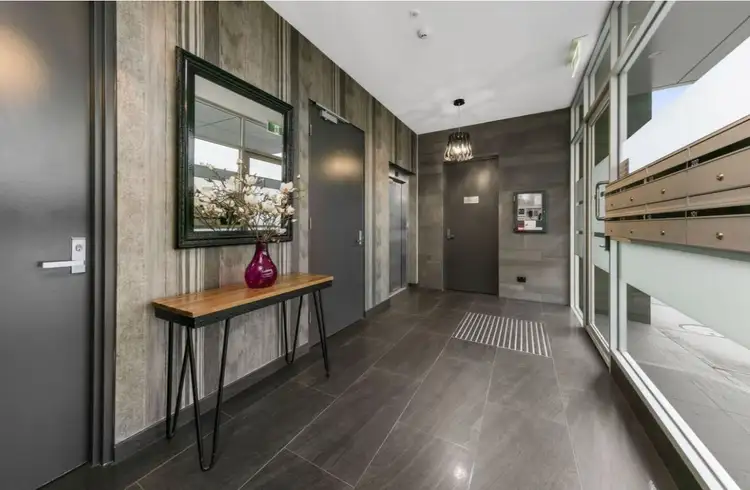 Fifth view of Homely unit listing, 102/2A Campbell Grove, Hawthorn East VIC 3123