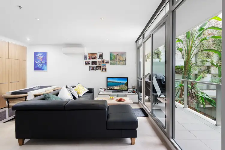 110/99 Dow Street, Port Melbourne VIC 3207