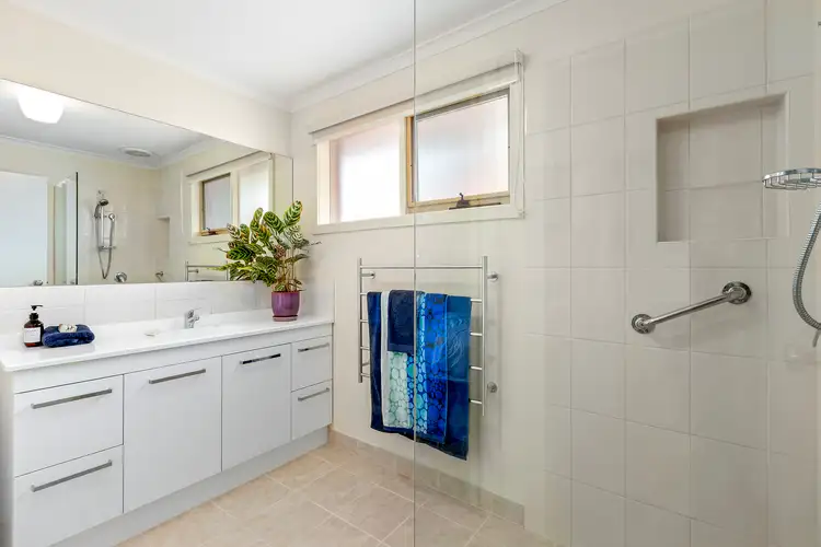 Sixth view of Homely unit listing, 4/239 Williamsons Road, Templestowe VIC 3106