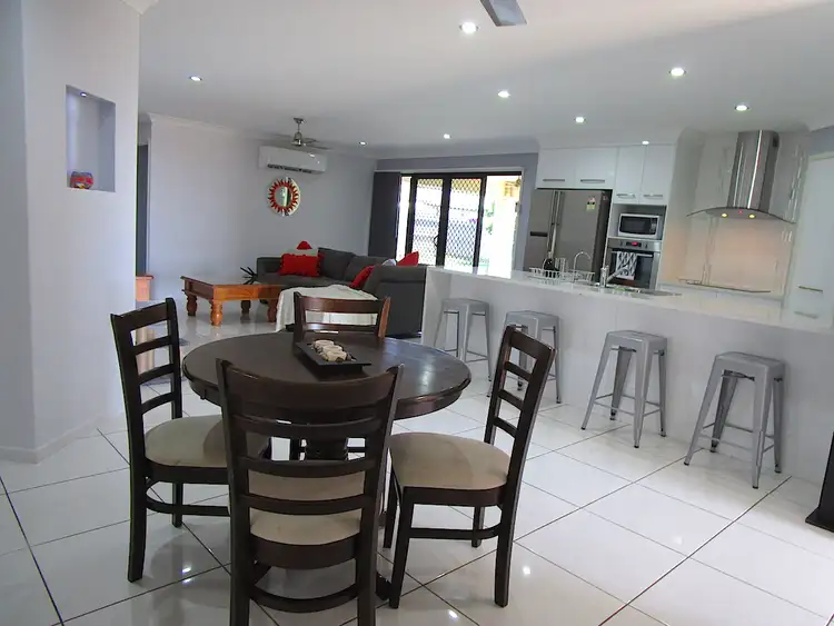 Sixth view of Homely house listing, 10 Pamela Court, Gracemere QLD 4702