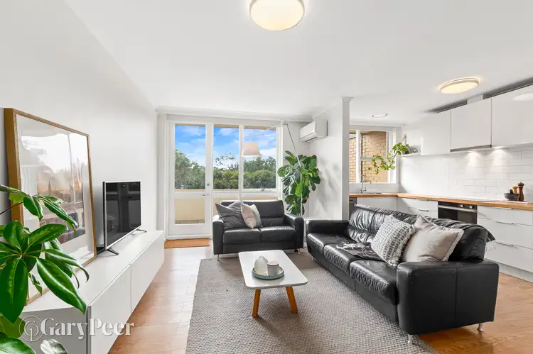 Main view of Homely apartment listing, 12/15 Alexandra Avenue, Elsternwick VIC 3185