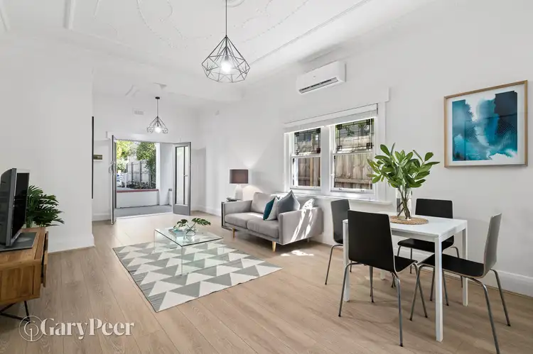 1/24 Tennyson Street, Elwood VIC 3184