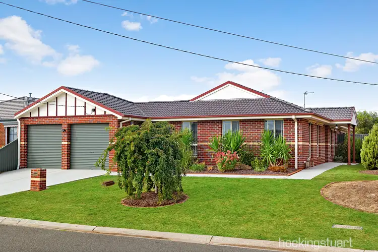 3 Ealing Avenue, Wendouree VIC 3355