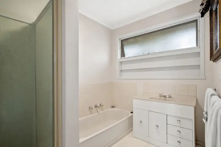 Sixth view of Homely house listing, 4 Kintyre Crescent, Leopold VIC 3224