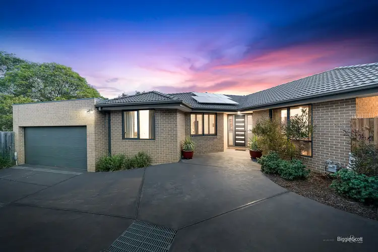 2/13 Comrie Court, Bayswater VIC 3153