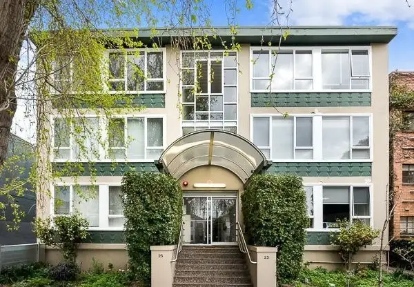 1/25 Hotham Street, East Melbourne VIC 3002