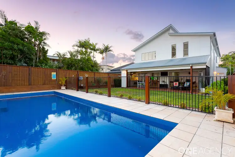 25 Michel Road, Scarborough QLD 4020