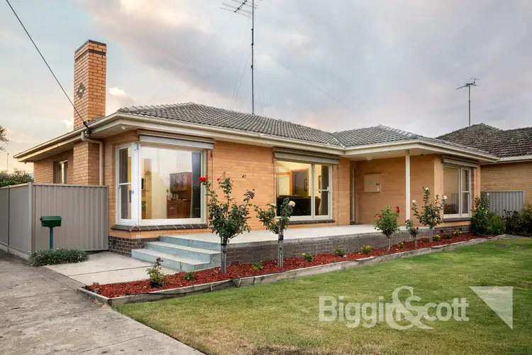 41 Browns Parade, Wendouree VIC 3355