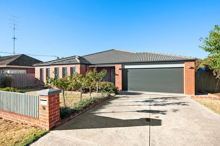 11 Stewart Street