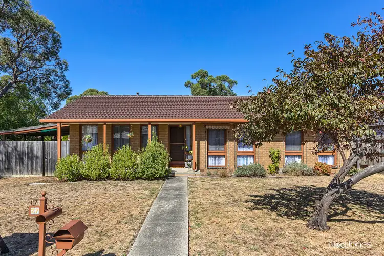27 Yorkminster Avenue, Wantirna VIC 3152