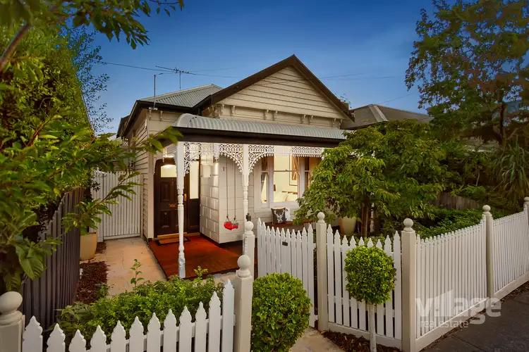 11 Tennyson Street, Seddon VIC 3011
