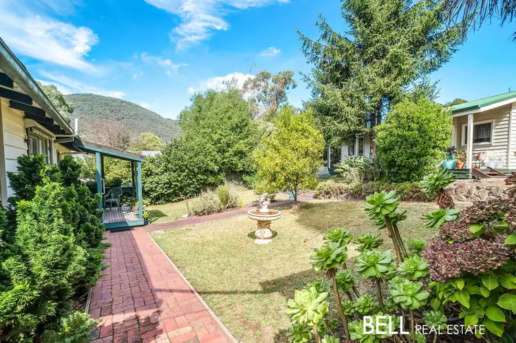 32 Stradbroke Road, Montrose VIC 3765