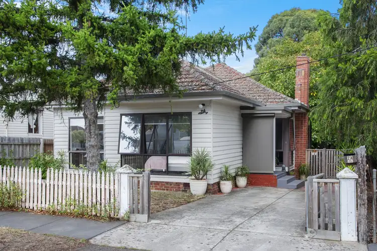2A Napier Street, Black Hill VIC 3350