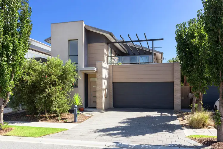 13 Crampton Square, Bonbeach VIC 3196