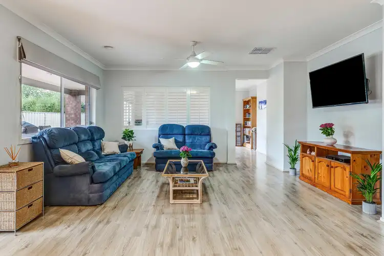 Fourth view of Homely house listing, 25 Edenbrook Circuit, Pakenham VIC 3810