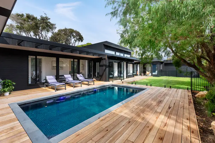 54 Seaview Street, Blairgowrie VIC 3942